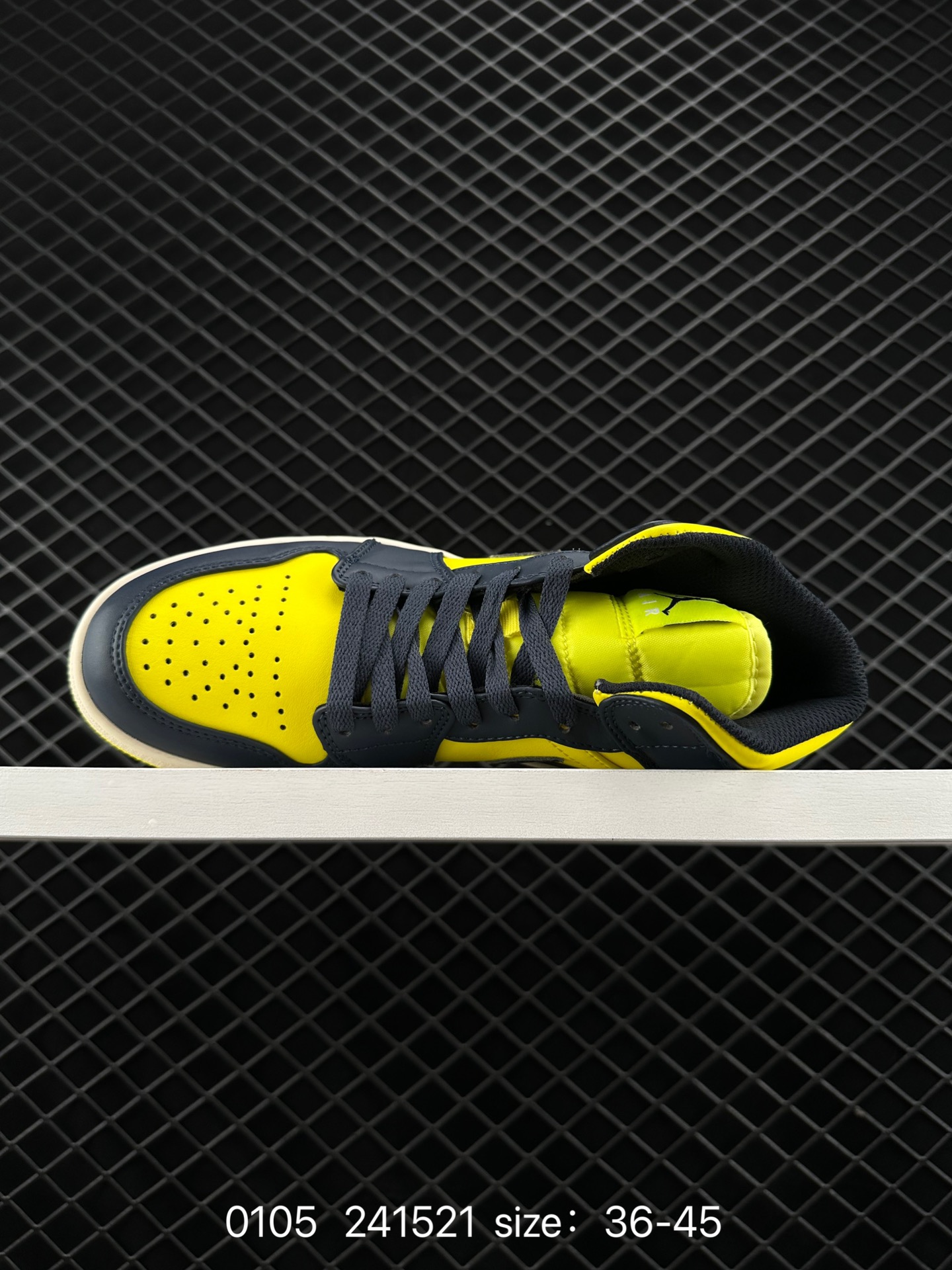 Nike Air Jordan 1 Retro High OG”Black/White“